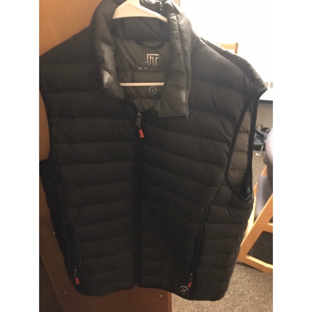 Down puffy vest